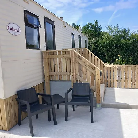 Chalet Comfortable Mobile In The Countryside *
